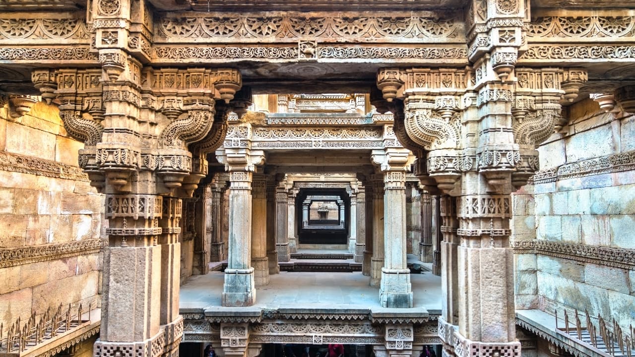 Adalaj Stepwell, Ahmedabad (Image: Canva)