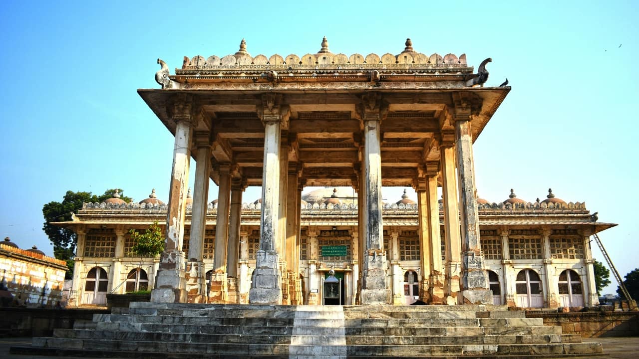 Why Ahmedabad Should Be More Than Just a Match Destination Ahmedabad offers a vibrant blend of the old and new. From UNESCO World Heritage sites and lively bazaars to cutting-edge museums and mouth-watering street food, the city invites visitors to slow down and soak in its unique charm. Spending a few extra days here will let you uncover the authentic spirit of Gujarat’s largest city. (Image: Canva)