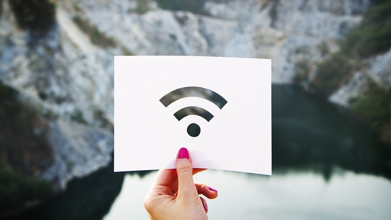 Scan your home for Wi-Fi dead zones Scan your home for Wi-Fi dead zones