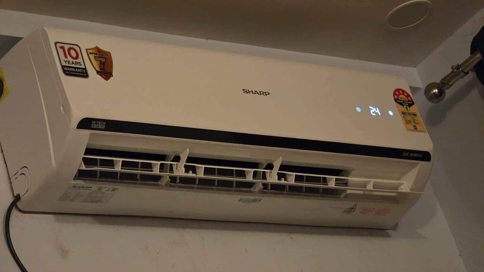 Sharp 1.5 Ton 5-star convertible Split AC review: Reliable cooling with a health-first approach