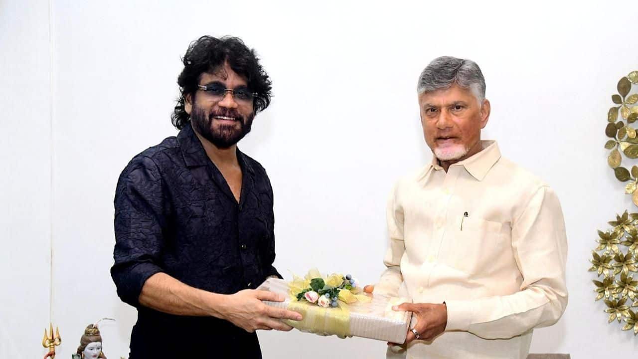 Nagarjuna meets Andhra Pradesh CM Chandrababu Naidu to invite him to son Akhil Akkineni’s wedding, see pics