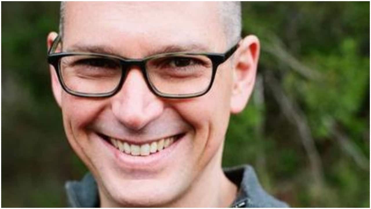 Forget resumes. ‘Apple or Android?’ is Indeed CEO’s go-to interview question. Here's why