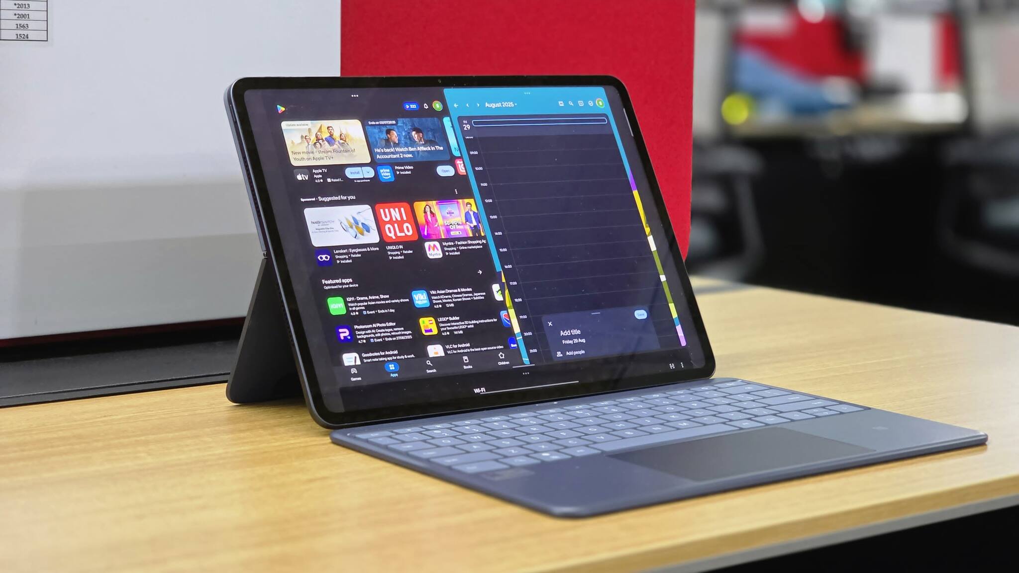 Multitasking is seamless