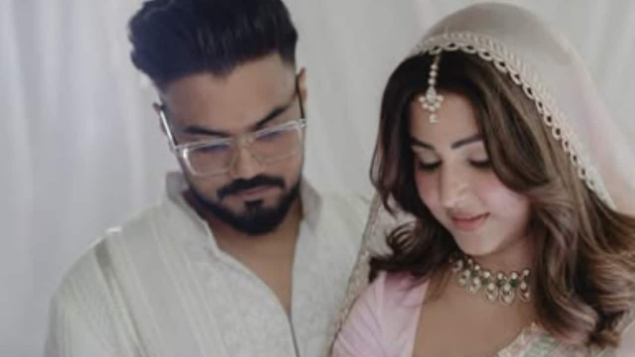 Hina Khan glows with love, calls Rocky Jaiswal ‘Her Right Man’ after an intimate wedding