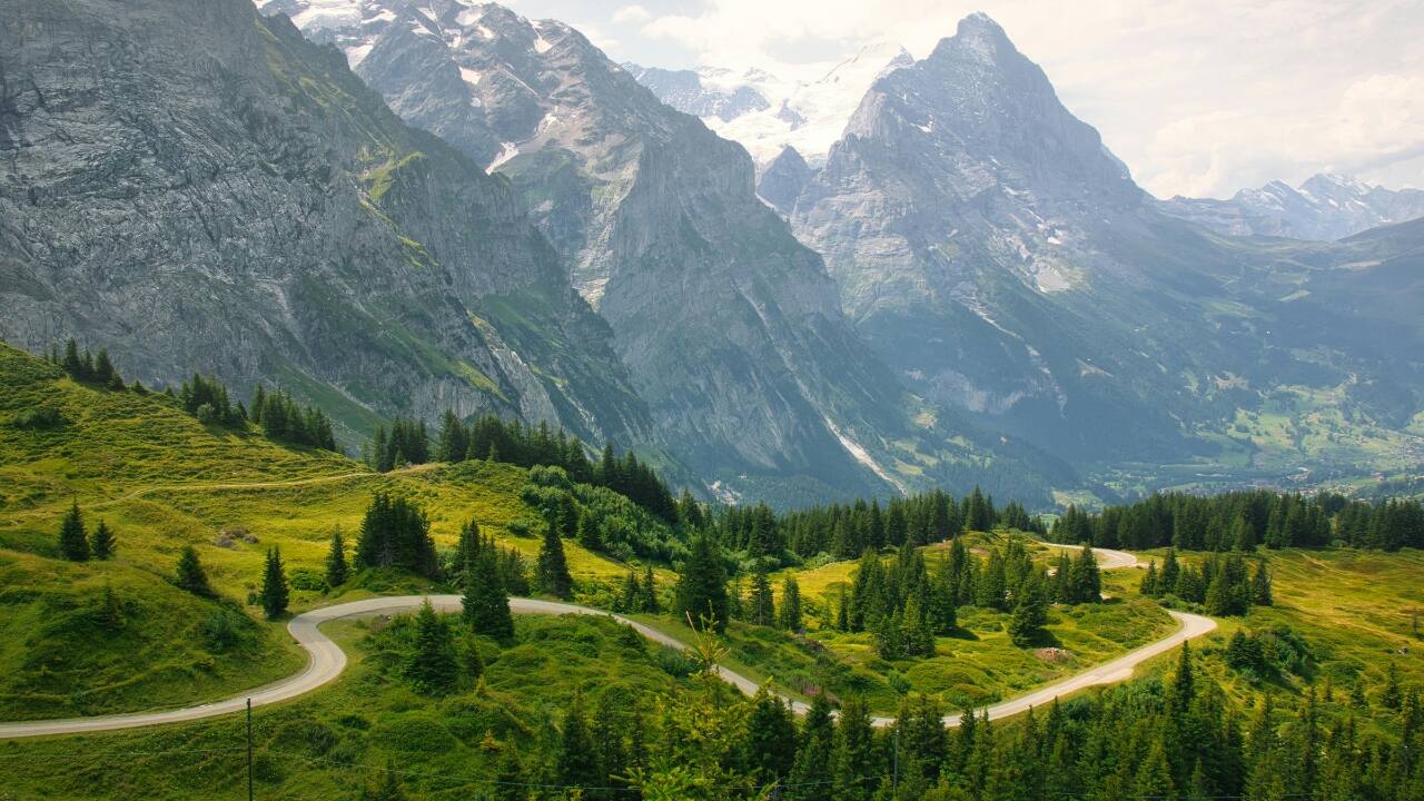 With cycling tourism booming—especially in the Asia-Pacific—Agoda has curated a list of five must-visit destinations where the ride is as unforgettable as the place itself. From tranquil lakeside trails to centuries-old temple paths, these cycling routes promise not just scenery, but stories. Whether you're a seasoned rider or a curious traveler looking for a new way to explore, these routes will leave your heart racing in all the right ways. (Image: Canva)