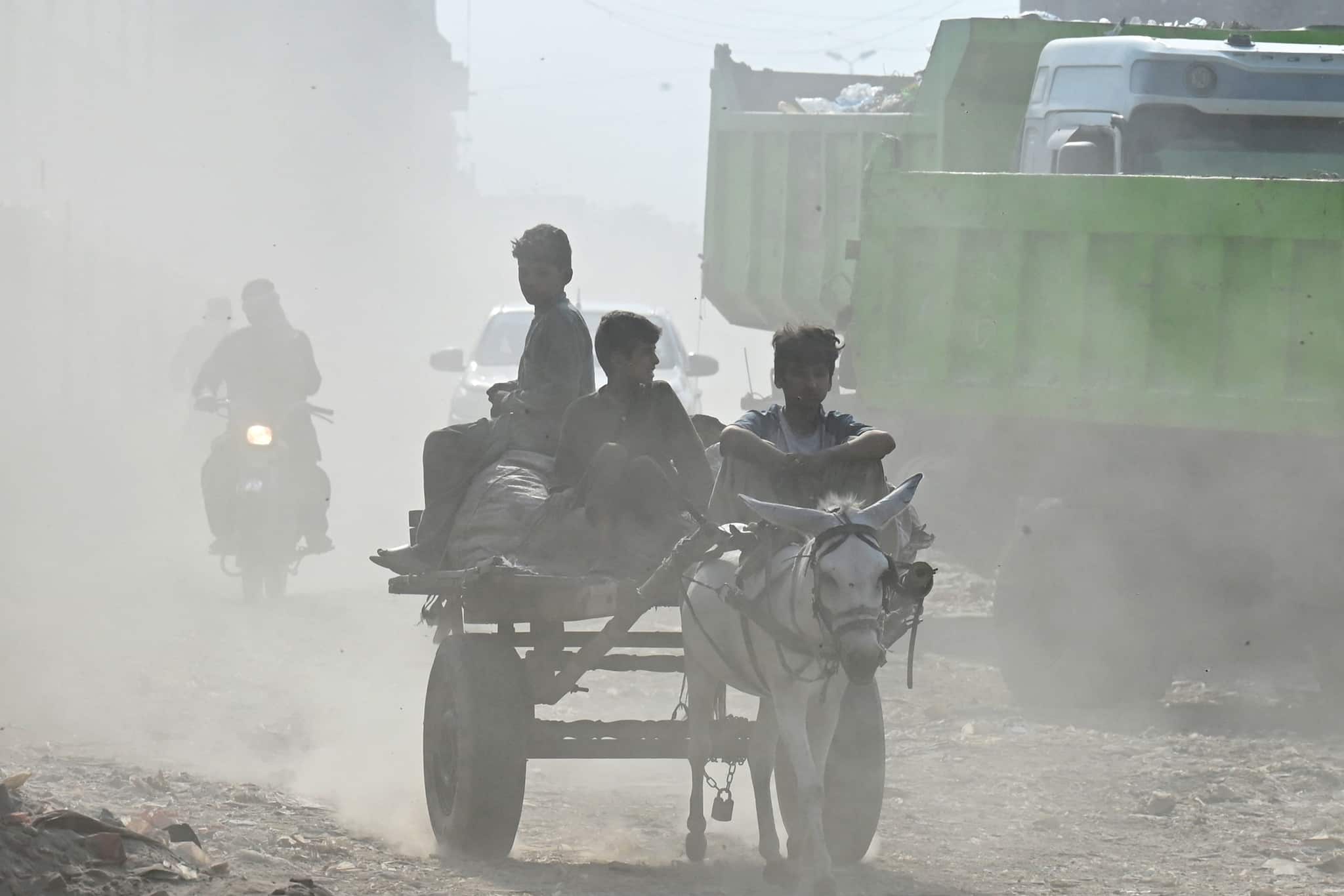 India's poverty sharply declines while 45% of Pakistan lives in poverty, World Bank report reveals