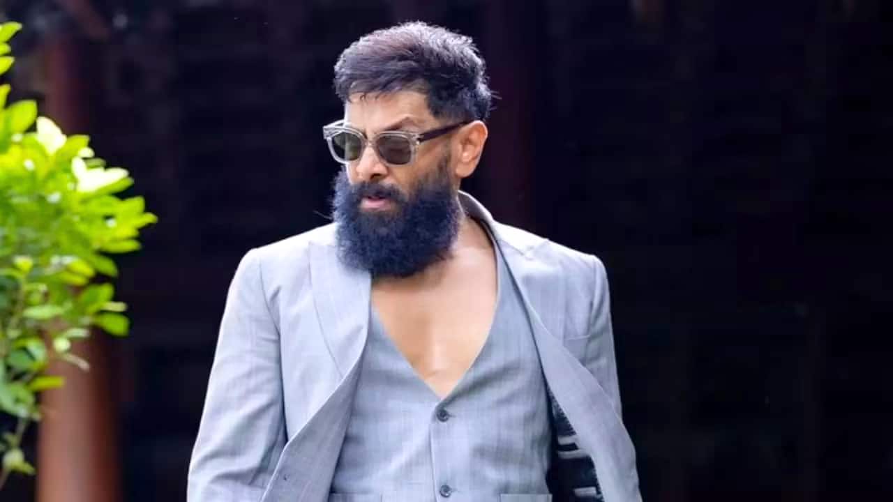 Chiyaan Vikram rejects a role in SSMB29; See who’s stepping into the shoes