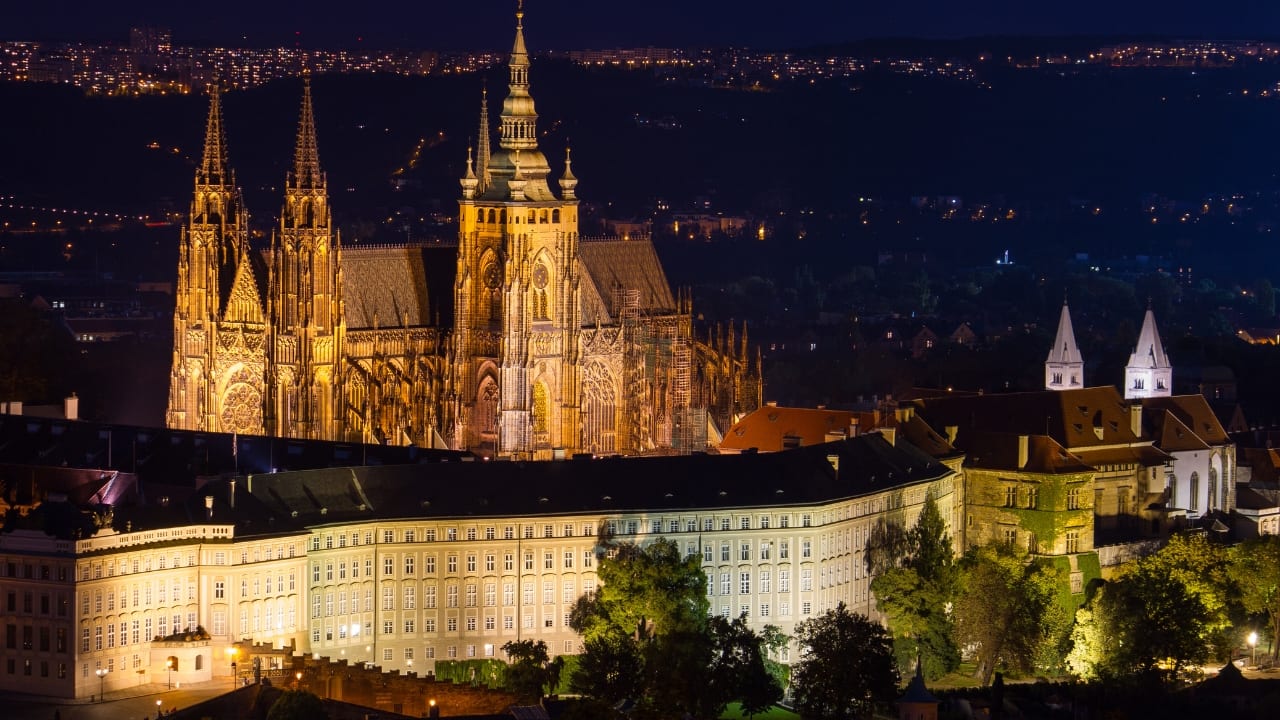 8. Prague Castle, Czech Republic This sprawling complex atop the city’s skyline is less a single castle and more a kingdom within a city. Home to presidents and kings, Prague Castle includes cathedrals, palaces, gardens, and towers that showcase centuries of evolving European architecture. (Image: Canva)