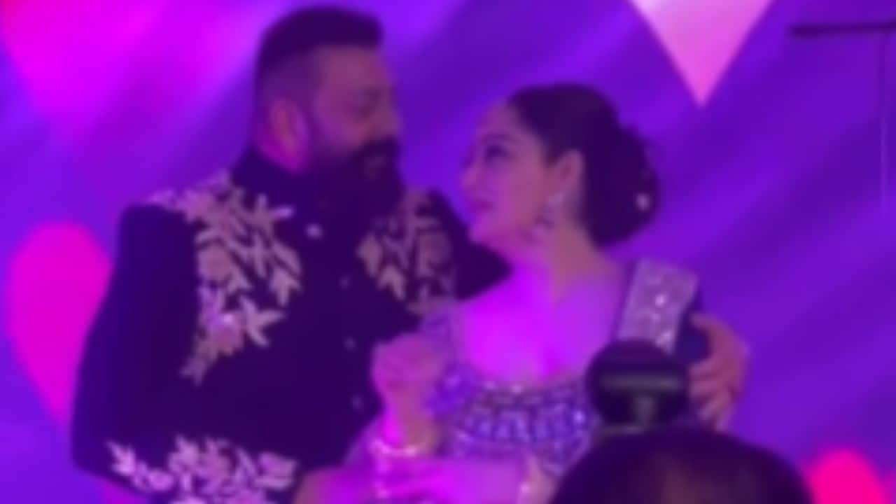 Sanjay Dutt charms fans while recreating ‘Meri Duniya Hai’ with wife Maanayata at Sangeet, watch