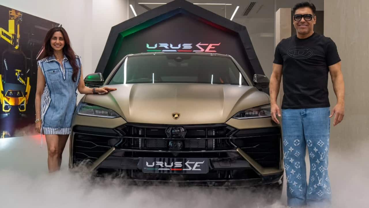 Ram Kapoor becomes first Indian to buy ultra-luxurious Lamborghini Urus SE SUV worth Rs 5.21 Cr