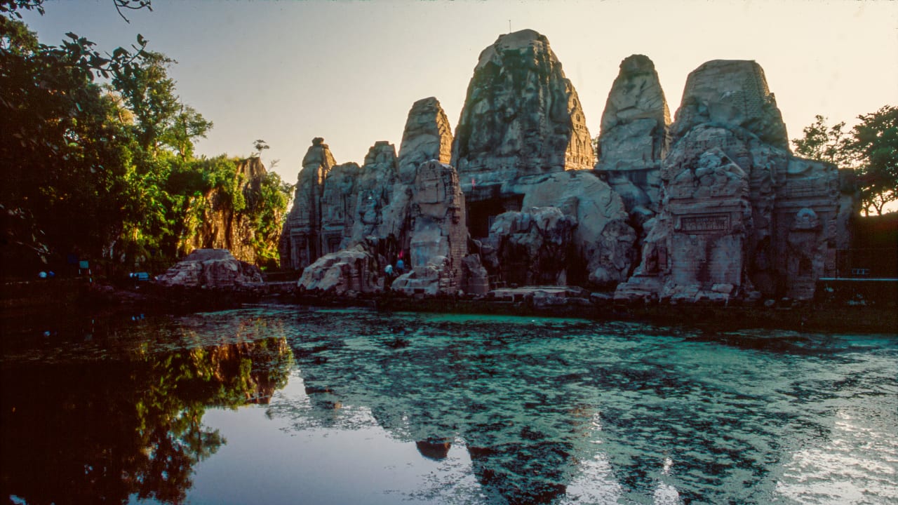 It is thought that the temple was constructed in the eighth century, when the Katoch dynasty was in power. (image: canva)