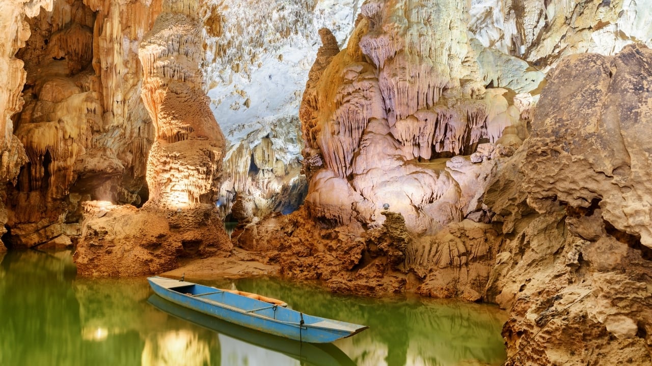 Phong Nha Cave at Phong Nha-Ke Bang National Park in Vietnam (Image: Canva)