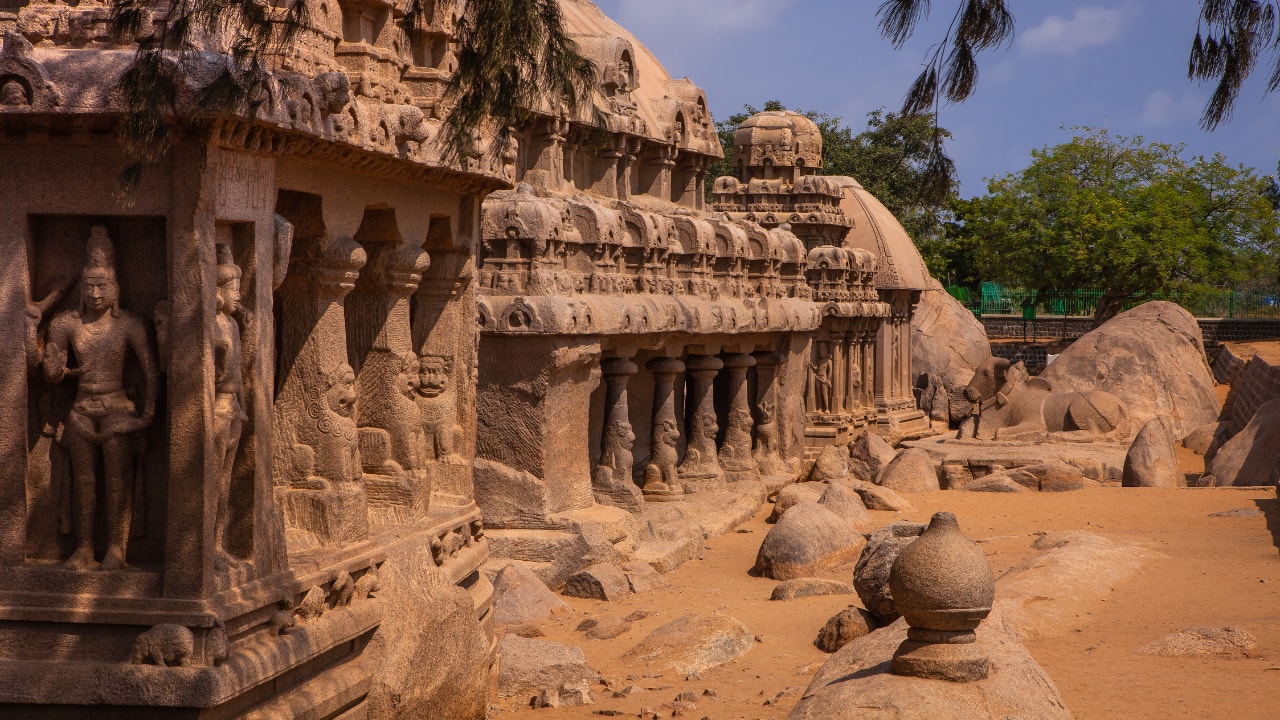 Pancha Rathas, Tamil Nadu: Five monolithic temples carved from a single stone in Mahabalipuram, each named after the Pandavas and Draupadi. (image: canva) Pancha Rathas, Tamil Nadu: Five monolithic temples carved from a single stone in Mahabalipuram, each named after the Pandavas and Draupadi. (image: canva)