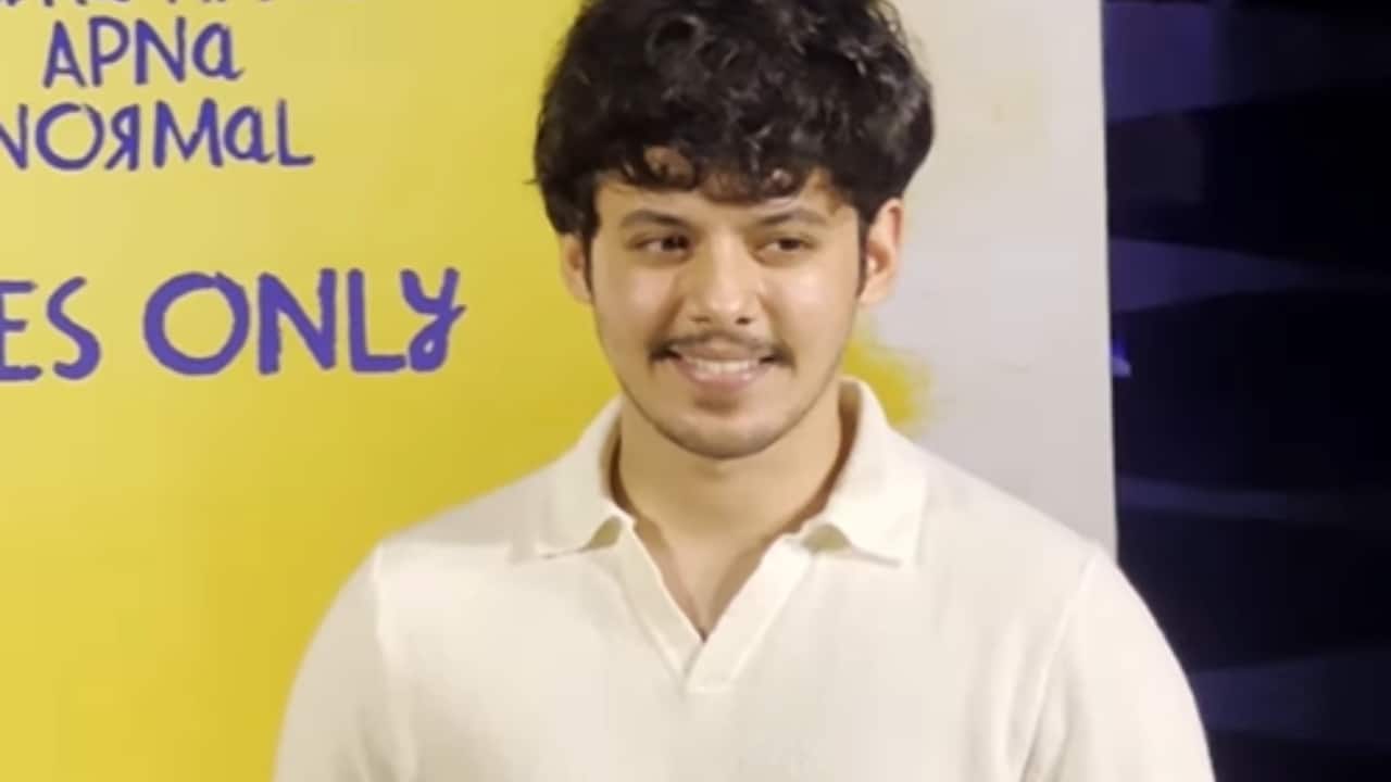 Taare Zameen Par's Ishaan Awasthy aka Darsheel Safary looks smart at Sitaare Zameen Par premiere
