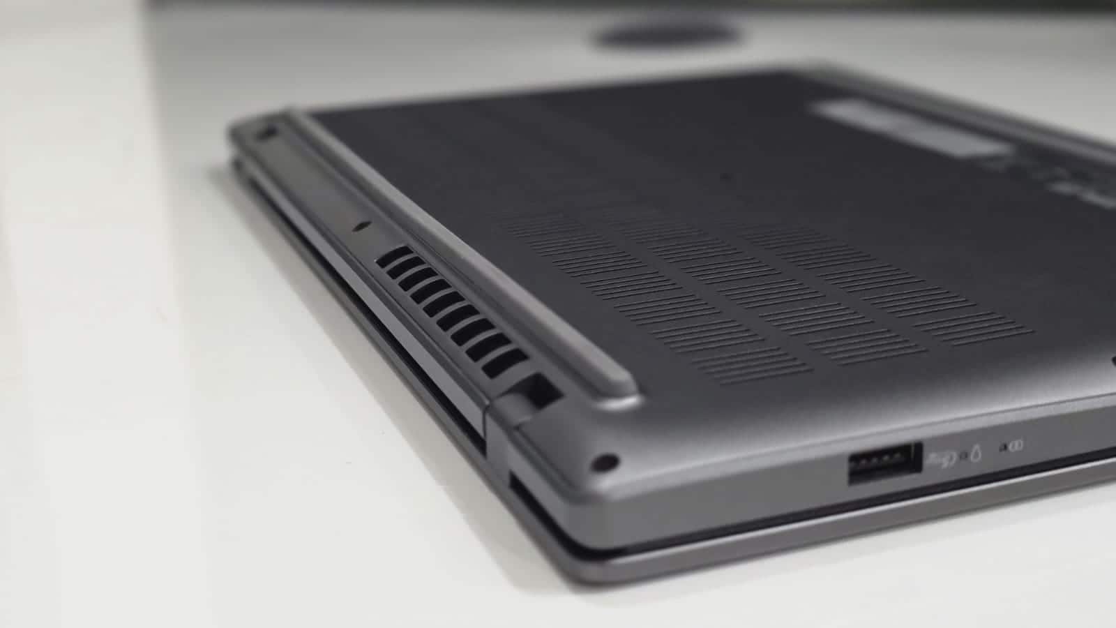 VivoBook S14 back
