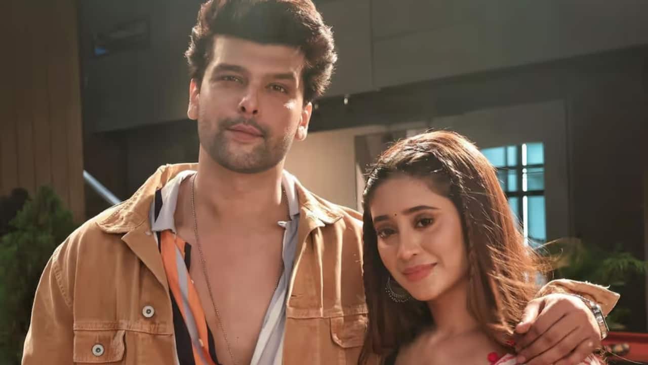 Shivangi Joshi shares cryptic post about self-love after Kushal Tandon confirms their split, writes "handling things no one sees"