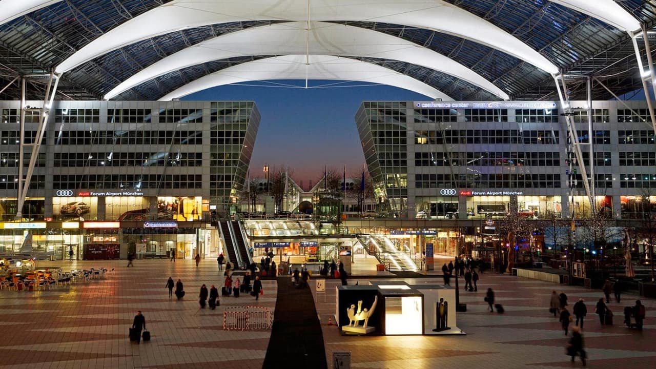 6. Munich Airport, Germany Home to one of Europe’s most impressive indoor playgrounds, Munich's “Kinderland” is a haven for energetic kids. The airport also offers baby-changing facilities, family lounges, and even miniature airport tours—because who says you can’t learn while you lounge? (Image: Skytrax)