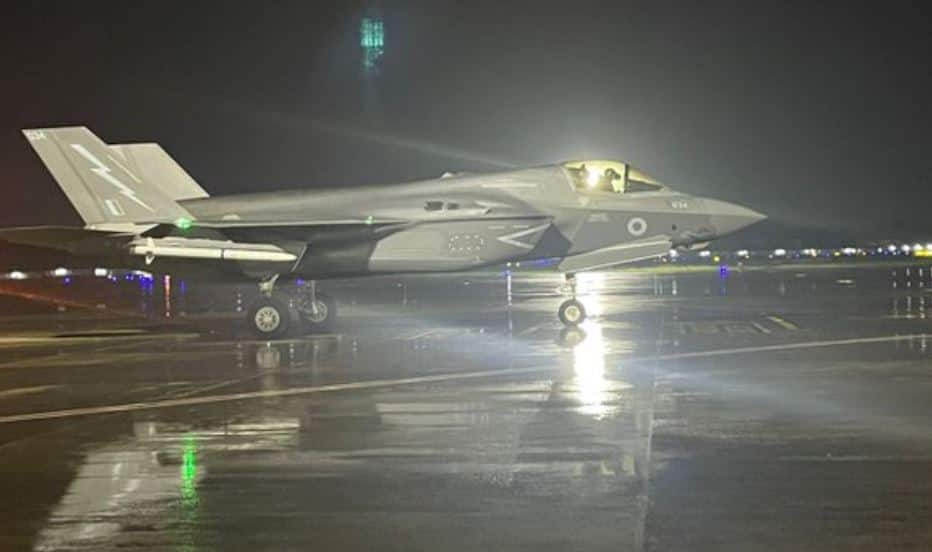 'Engineering snag': UK High Commission on F-35 fighter jet stuck in ...