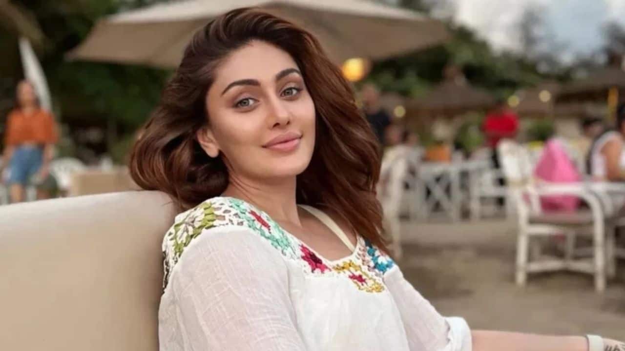 From Mika Singh to Aly Goni: Celebs mourn Shefali Jariwala’s untimely passing