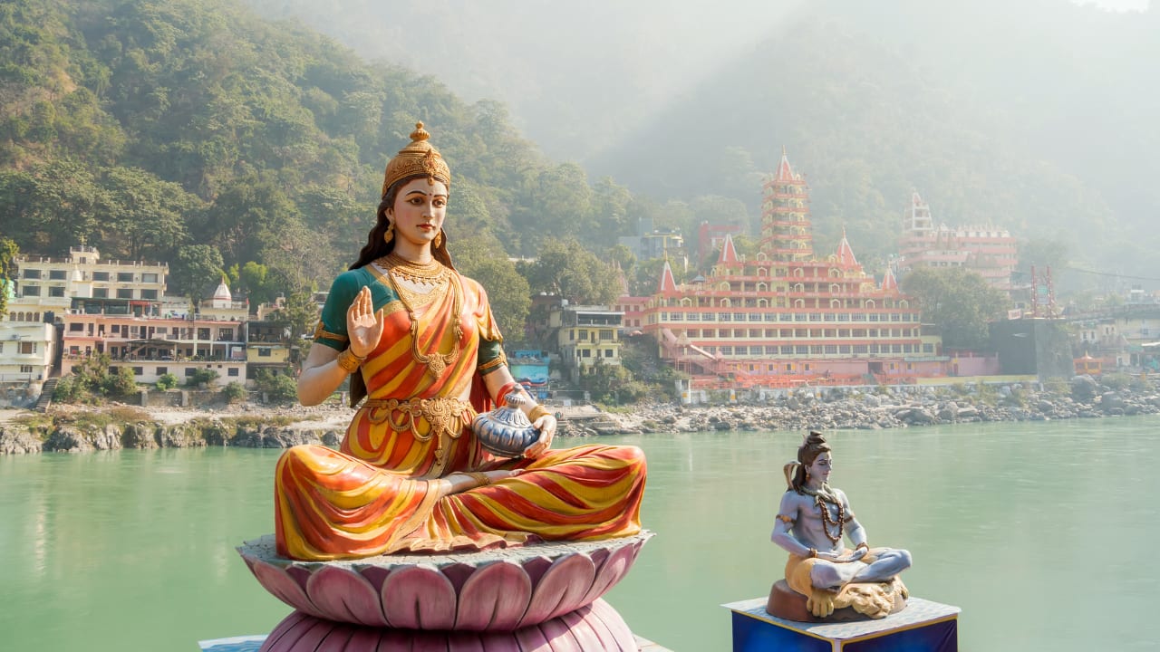 Gauri Vrat 2025: Dates, Significance, Rituals and Why Unmarried Girls Observe This Sacred Fast