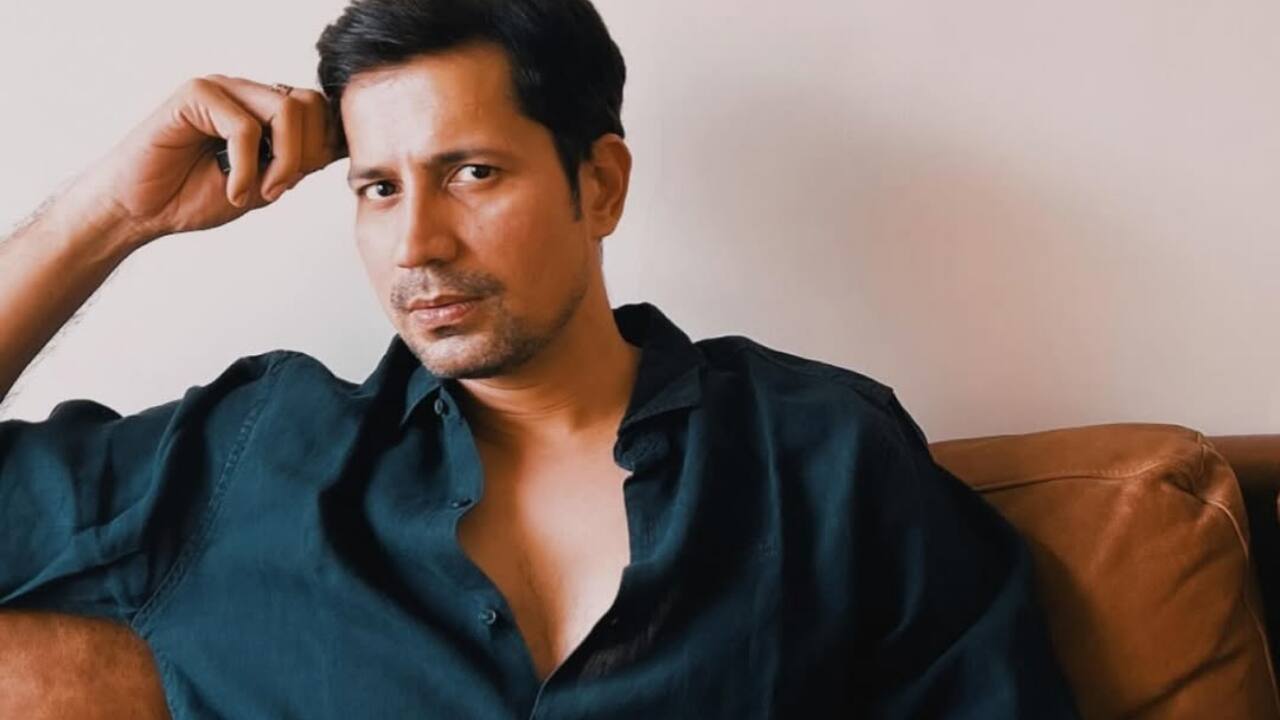 Sumeet’s character is among the key suspects in the film. Talking about playing such a layered role, he reflected, &quot;I mean, there are two things. There is Ravi's contribution in this. The way he edited the film. The way he designed the film. So, there is always a doubt whether you are guessing it right. And, for actors, you have to do your job as honestly as you can. You have to portray the scene with utmost honesty. After that, you can only hope that the audience buys into it.&quot;