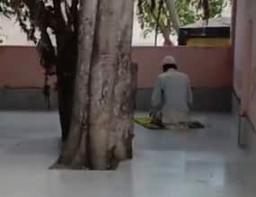 Temple priest offers bail for Muslim caretaker arrested over namaz video in UP's Budaun