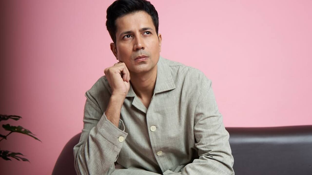 Recalling his time with co-stars Diljit Dosanjh and Diana Penty, Sumeet fondly said, &quot;Yeah, lots of them. I think, Diljit, I met, I thought, he is such a big superstar. You know, he would have a big entourage and this and that. But, he turned out to be a very simple guy. A very grounded person, very quiet person. So, and very focused on what he has to do. Which was very inspiring.&quot;