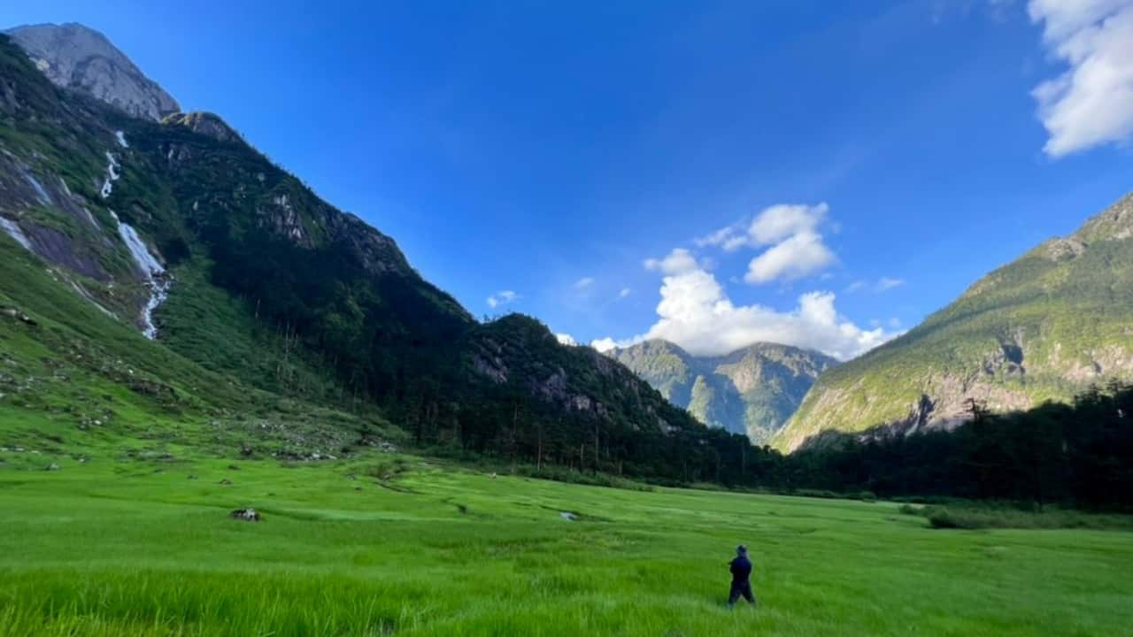 Places to Find—Not Just Visit—in Dibang Valley Dibang Valley does not reveal itself in haste. It is a landscape that prefers to be discovered slowly, on foot, or through the quiet observations of those who know how to travel without disruption. While guidebooks may list a few locations, the true treasures of this region lie in the spaces between names—in forests where the trees whisper old languages and rivers that carve without pause. (Image: X/@Thekotayu)