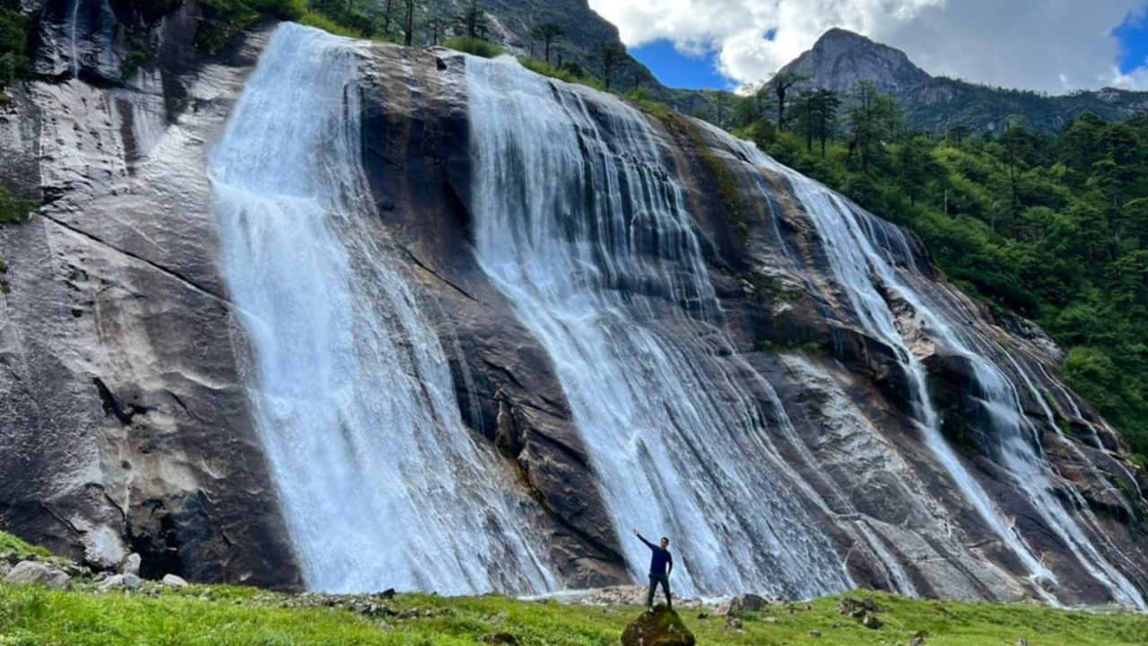 2. Mehao and Dibang Wildlife Sanctuaries Both sanctuaries offer an ecological depth that remains largely undocumented. Home to species found nowhere else in India, including the Mishmi takin, the hoolock gibbon, and the Sclater’s monal, these protected zones are far more than reserves—they are time capsules. Trails here are not curated, and encounters with wildlife are shaped by chance and silence rather than convenience. (Image: X/@Thekotayu)