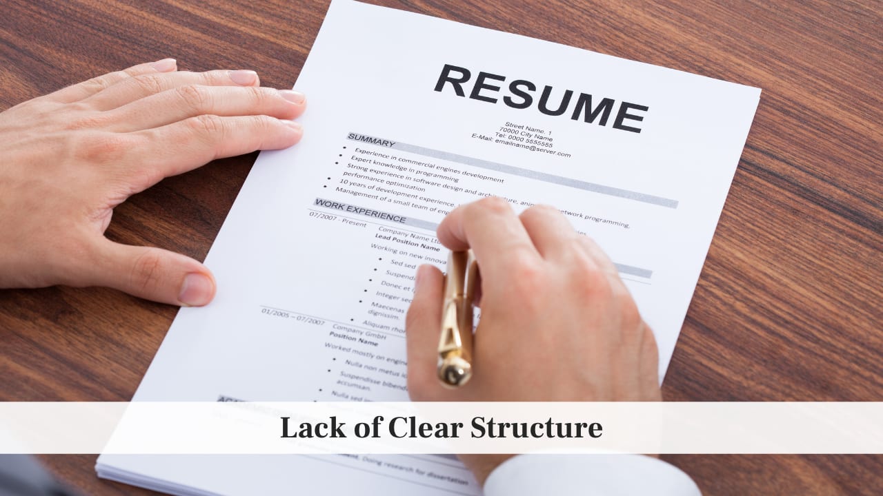 Lack of Clear Structure