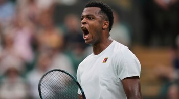 Giovanni Mpetshi Perricard smashes fastest Wimbledon serve – but Fritz steals the point. (AP Photo)