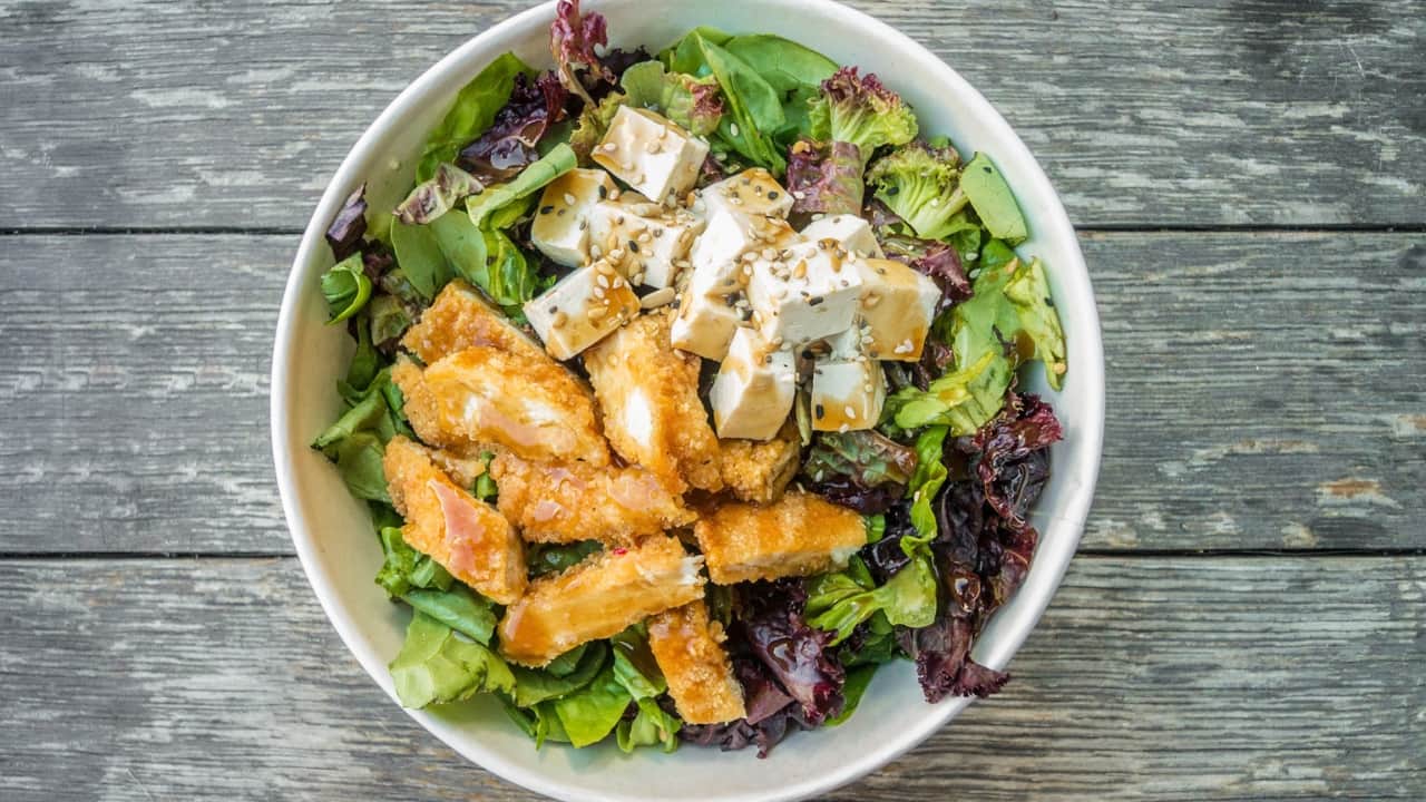 Combine proteins Not all protein you eat gets fully absorbed. Leftover proteins in your colon feed certain bacteria that create both helpful and harmful compounds. Too much red or processed meat can lead to gut irritation. Balance your protein intake by including lentils, tofu, cottage cheese, and lean chicken. Always pair proteins with fibre-rich vegetables like spinach, beans, or quinoa to promote a healthier gut environment (Image: Canva)