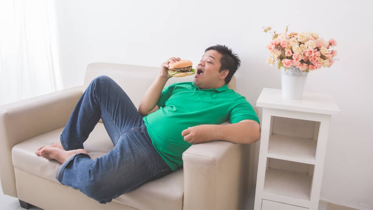 Affect weight Tired and stressed people often reach for sugar and carbs as comfort. At the same time, they’re less likely to exercise or prepare healthy meals. This combination leads to gradual, stubborn weight gain—even if your calories don’t seem “that high.”