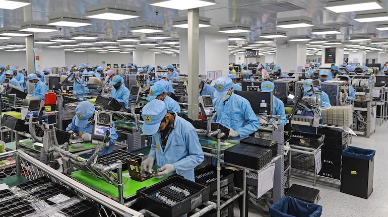 20250706081817 electronics manufacturing mobile Domestic manufacturers eye JVs with South Korean, Japanese firms to avoid China: Report