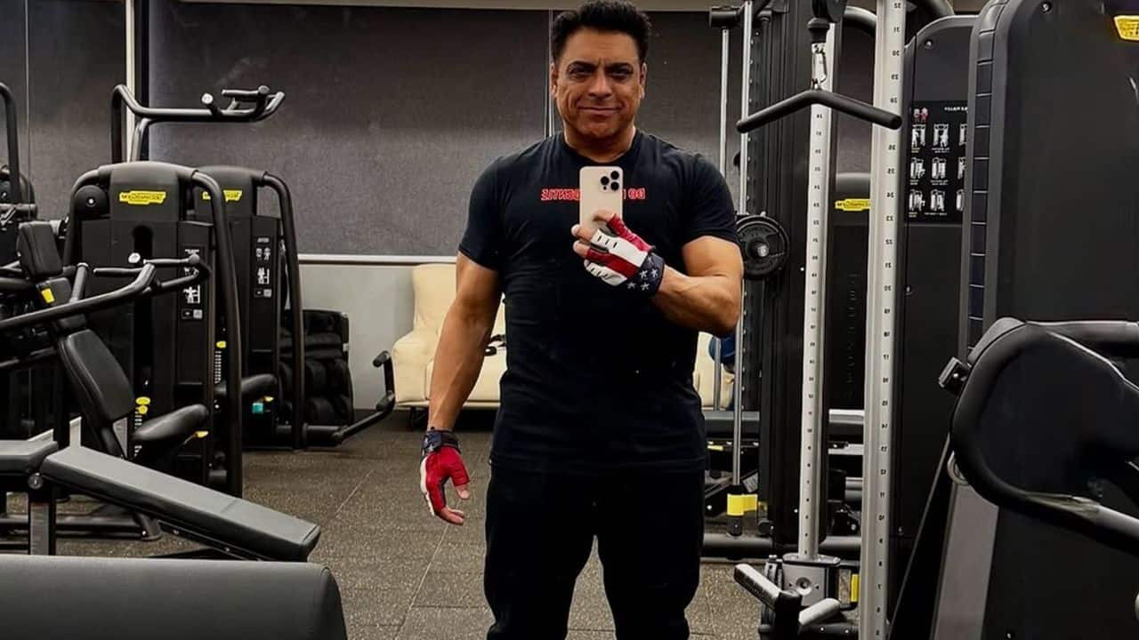 Ram Kapoor denies Bigg Boss entry, says 'wont come even if they offer 20 crores...'