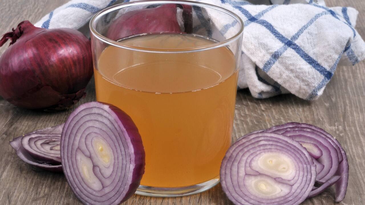 Massage with onion juice Onion juice is rich in sulphur, which boosts hair growth and strengthens roots. Blend one onion, strain the juice and apply it to the scalp for 20 minutes before rinsing. This remedy also reduces scalp infections and keeps hair fall at bay during the humid monsoon season.