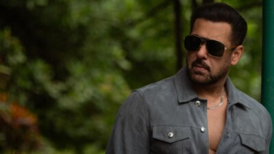 Salman Khan attends ISPL 2025