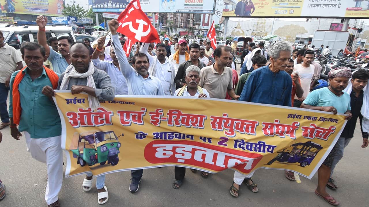 Amarjeet Kaur, member of All India Trade Union Congress (AITUC), said over 25 crore workers are expected to participate in the Bharat Bandh along with farmers and rural workers. The unions said they have prepared for months across formal and informal sectors and urged to make the general strike a “grand success”. Photo: PTI