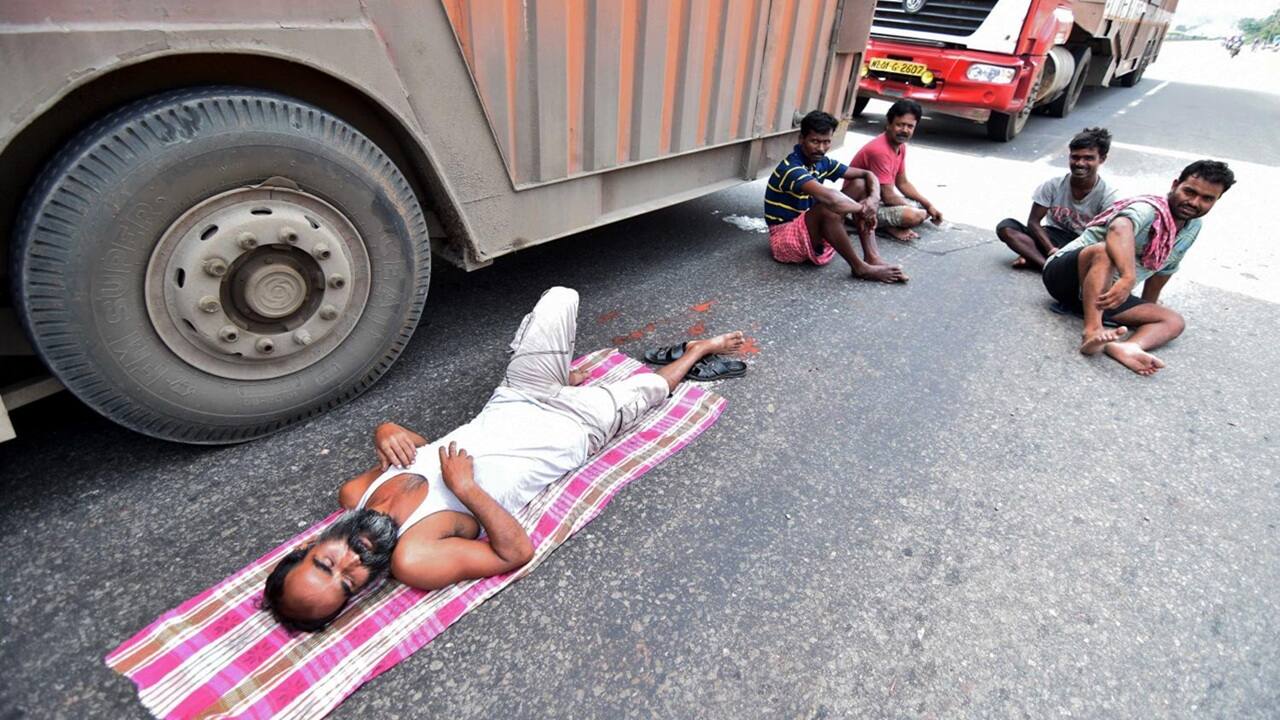 The labour unions had submitted a list of 17 demands last year to Union minister Mansukh Mandaviya. However, the trade unions said the demands were ignored and the government has failed to convene the annual labour conference for the last 10 years. Moreover, they said the latest labour reforms and the four codes introduced by the government are designed to cut down workers' rights and to protect employers from accountability under the labour laws.