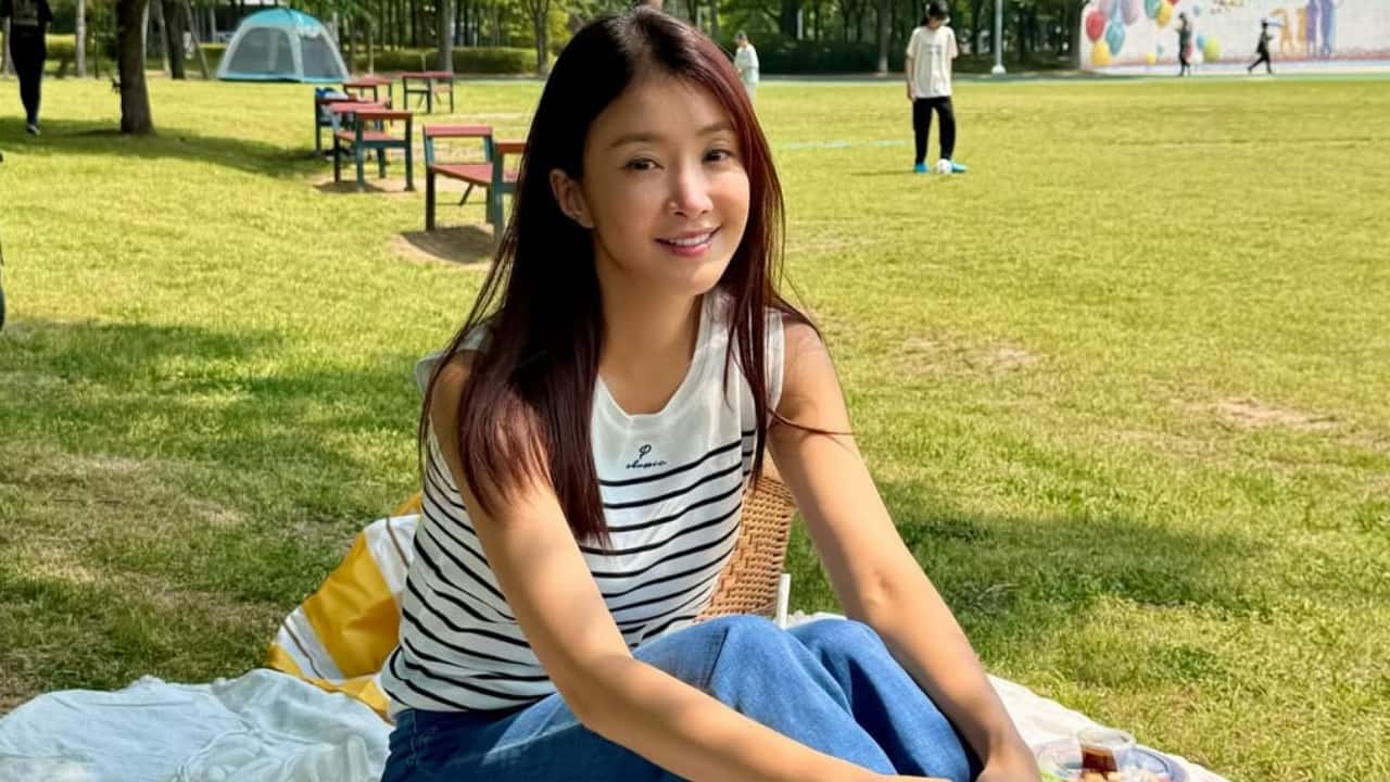 My Beautiful Bride actress Lee Si Young announces pregnancy through frozen embryo