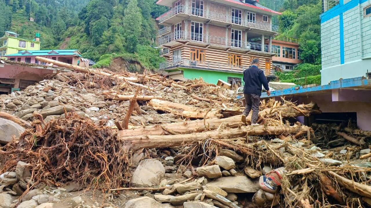 The weather department has also issued a 'yellow' alert, warning of heavy rains at isolated places till next Monday. (Photo: airnewsalerts/Twitter)