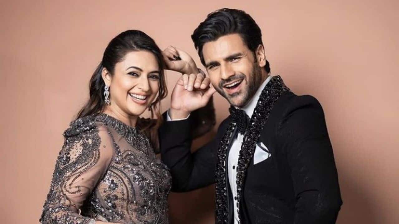 Vivek Dahiya and Divyanka Tripathi celebrate 9th wedding anniversary, a look at their romantic moments Vivek Dahiya and Divyanka Tripathi celebrate 9th wedding anniversary, a look at their romantic moments