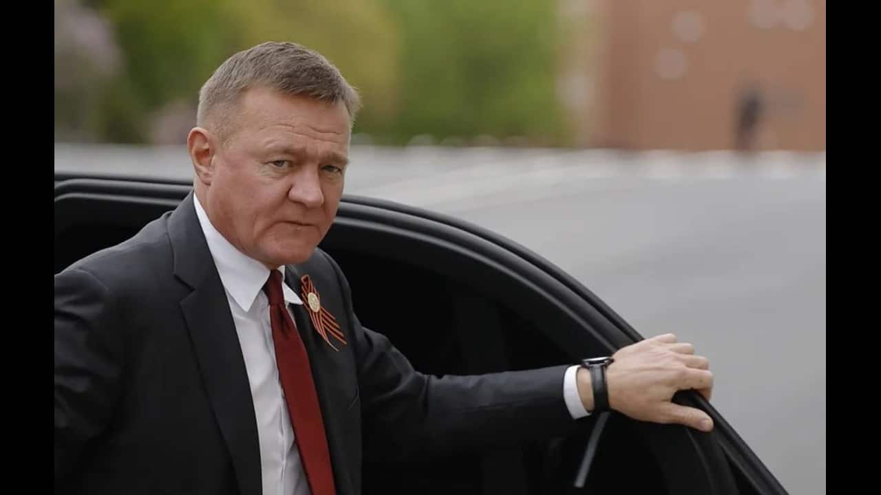 Falls, poisons, 'suicides': Mysterious deaths of Russian elites spark concerns