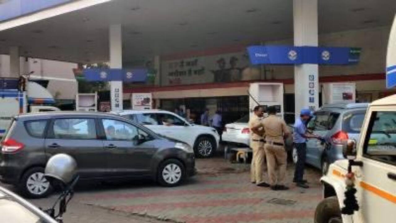 As per The Indian Express, the decision follows a written request by Delhi Environment Minister Manjinder Singh Sirsa, who had urged the CAQM to hold off on enforcement citing &quot;critical operational and infrastructural challenges&quot; in the rollout. (Photo: Twitter)