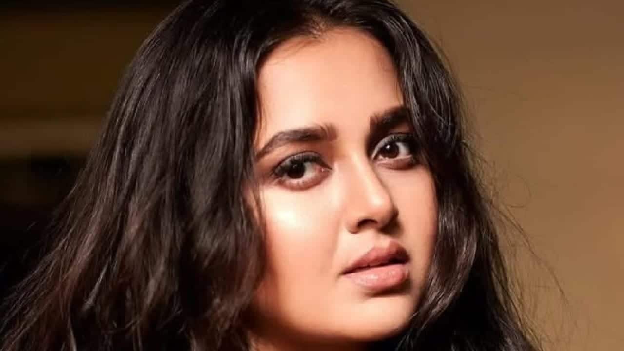 Tejasswi Prakash's resilient rise: Overcoming rejection and teasing to become a television sensation Tejasswi Prakash's resilient rise: Overcoming rejection and teasing to become a television sensation