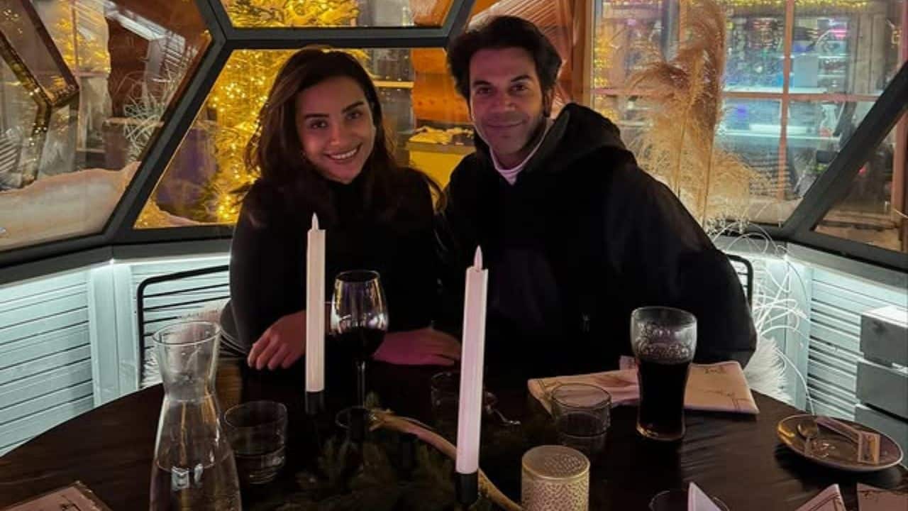 Romance in Everyday Moments Rather than grand gestures, their bond grew through thoughtful, simple acts—support during shoots, sweet surprises, and genuine companionship.