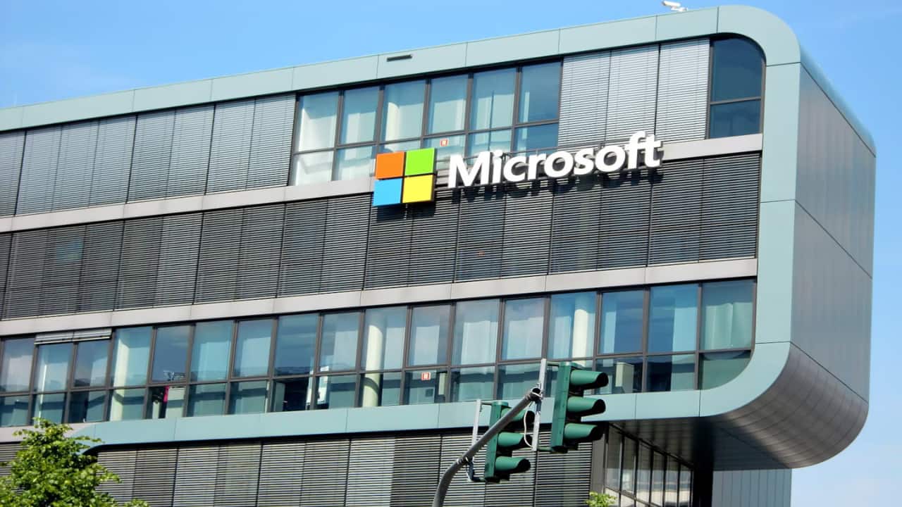 Microsoft leases 2.65-lakh sq ft space in Hyderabad for Rs 5.4 crore monthly rent Microsoft leases 2.65-lakh sq ft space in Hyderabad for Rs 5.4 crore monthly rent