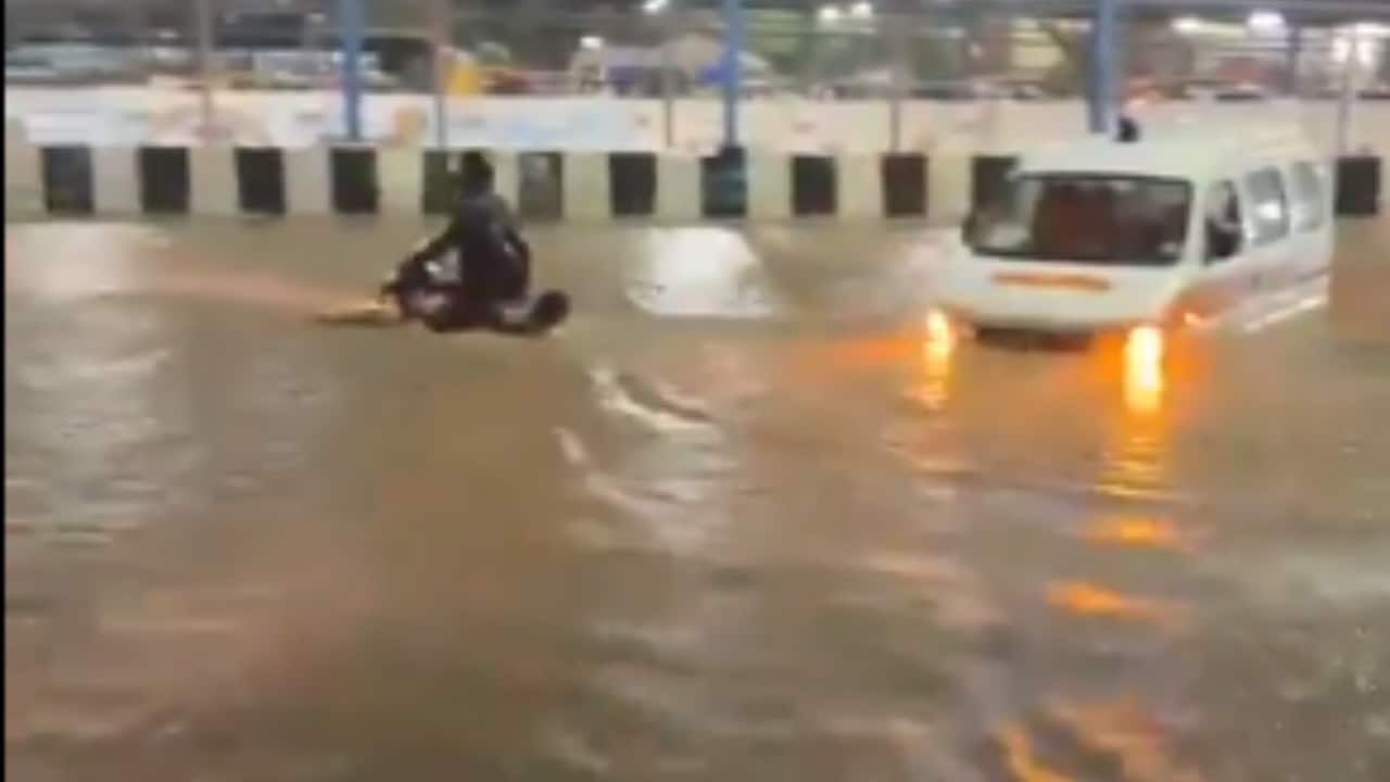 In response to the backlash, the Gurugram Municipal Corporation (MCG) said its teams were actively working on the ground. (Photo: Twitter)