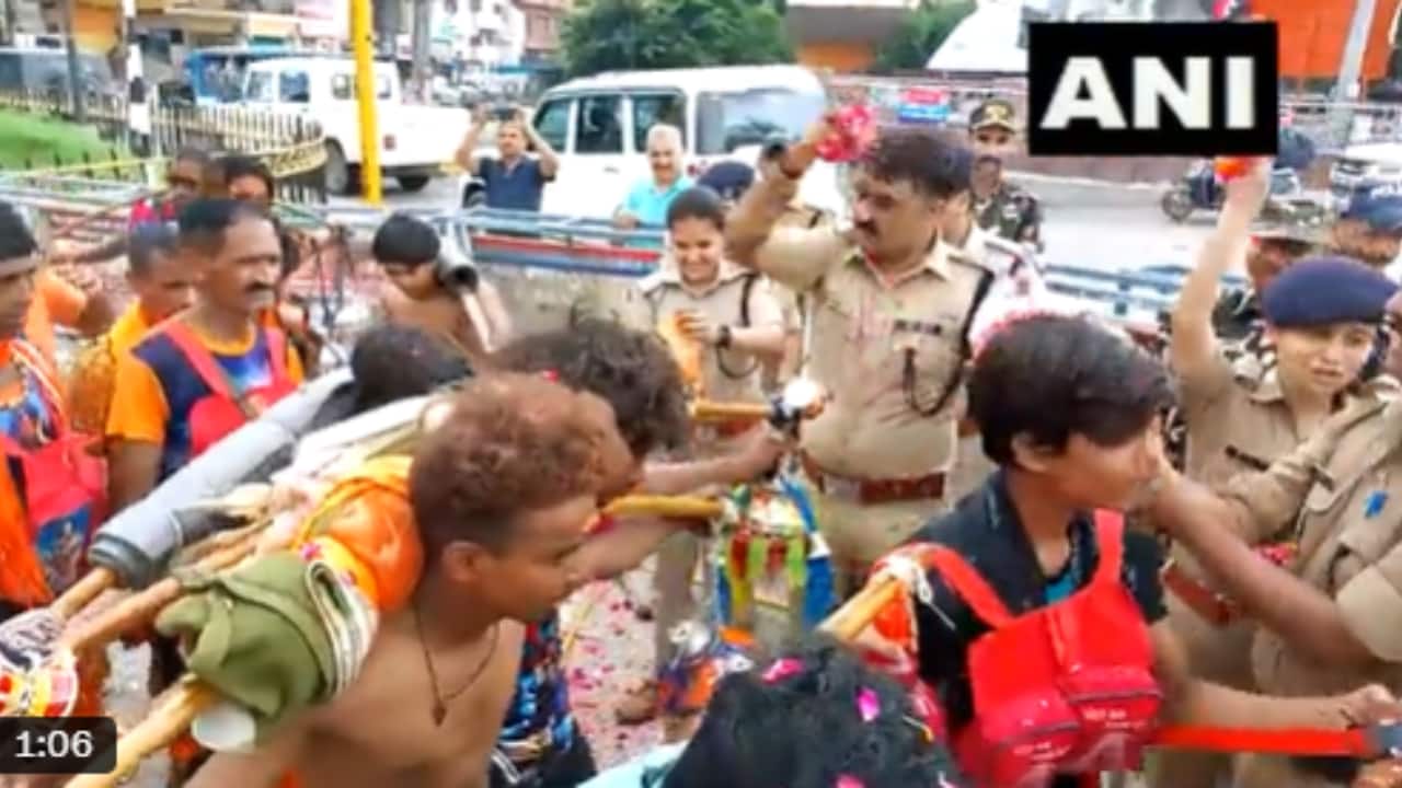 The Chief Minister also directed the officials to ensure complete verification of camp operators, staff employed in various establishments serving the kanwars, volunteers and persons staying in hotels/dharamshalas. (File photo)