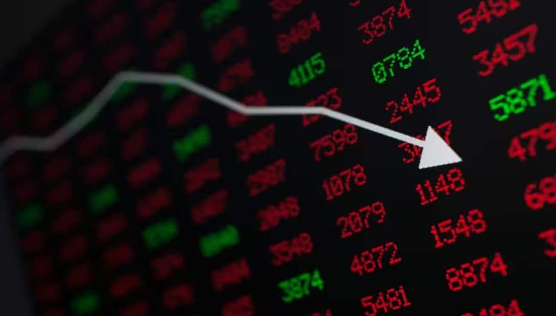 Groww, Zerodha, Angel One user base contracts